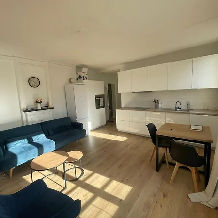 Apartman Mid-term - Batignolles - 15 Min-center Of