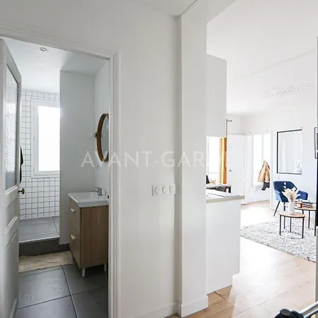 Mid-term - Batignolles - 15 Min-center Of Apartment *