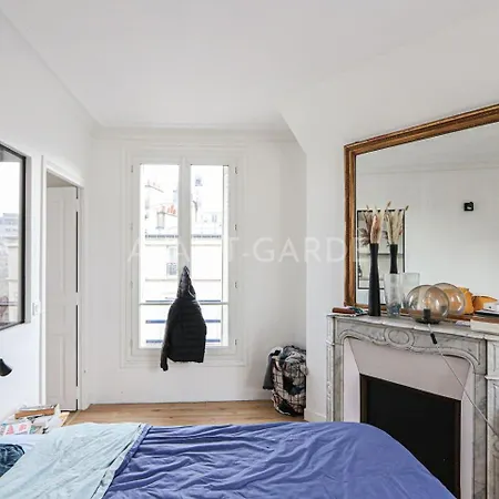 Mid-term - Batignolles - 15 Min-center Of Apartment