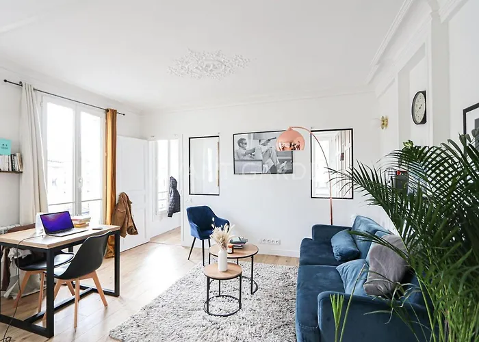 Apartment Mid-term - Batignolles - 15 Min-center Of *