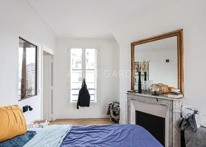 Mid-term - Batignolles - 15 Min-center Of Apartment