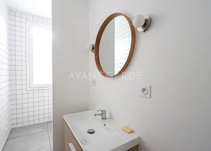 Apartment Mid-term - Batignolles - 15 Min-center Of *